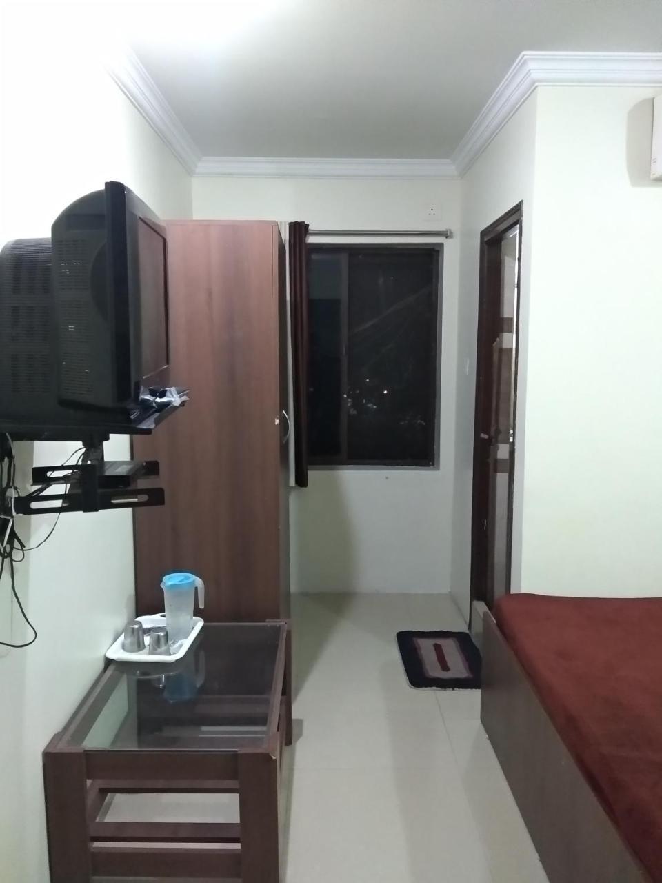 Sai Tirumala Residency تيروباتي المظهر الخارجي الصورة