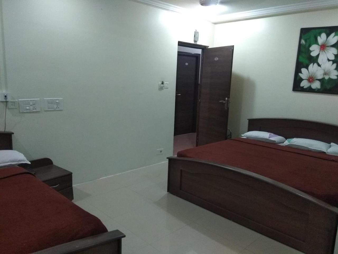Sai Tirumala Residency تيروباتي المظهر الخارجي الصورة