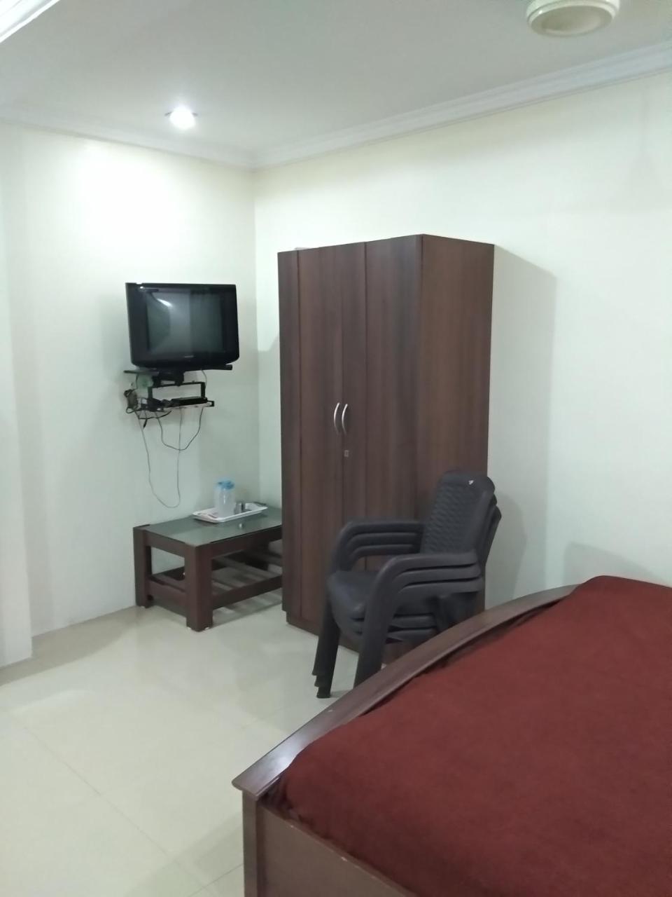 Sai Tirumala Residency تيروباتي المظهر الخارجي الصورة